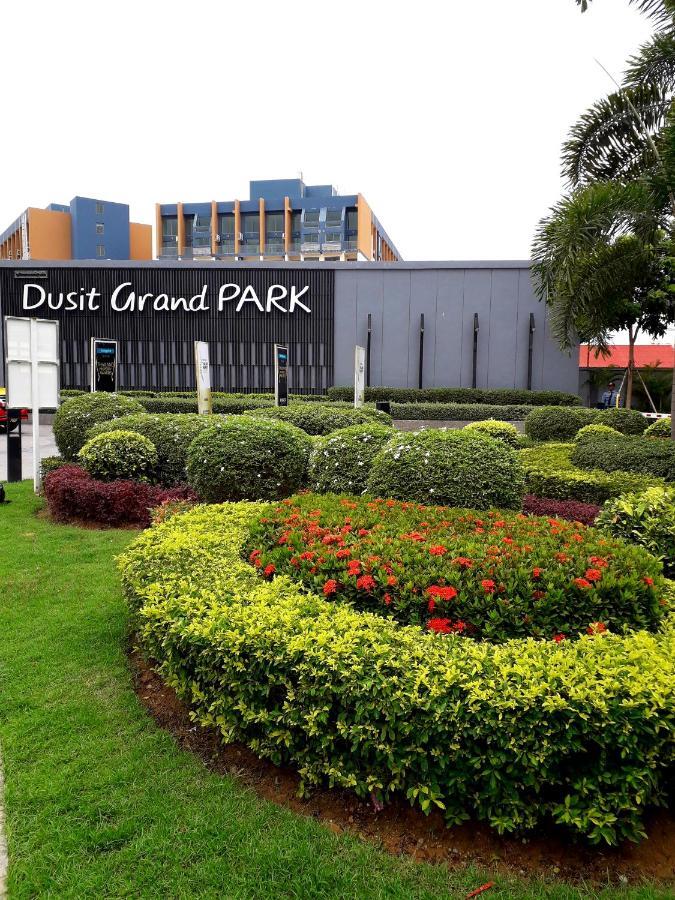 Dusit Grand Park Condo Pattaya Exterior photo